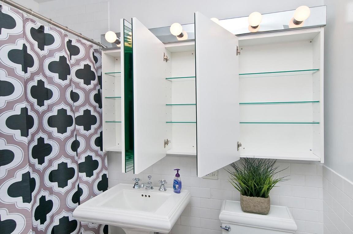 Apartment Luxurious 2 Bed Doorman Apt At Uws Apts