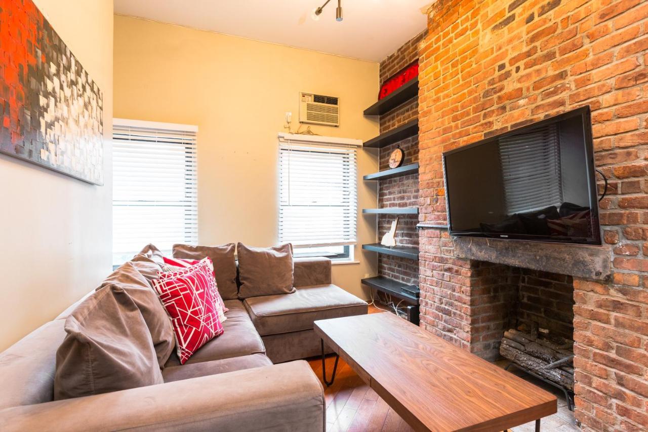 Spacious Apt Close To 9th Avenue