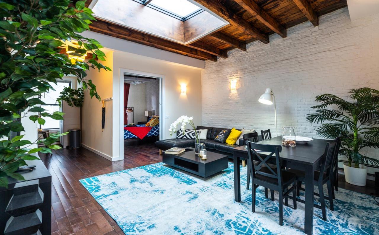 Gorgeous Prime Soho 3 Bedrooms Penthouse Apartment New York