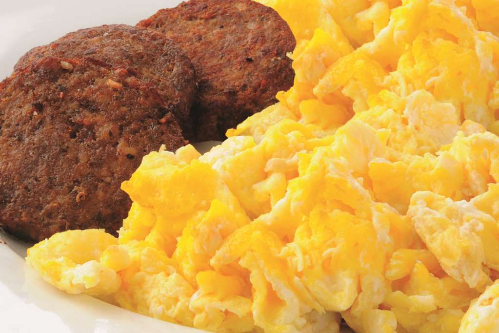 La Quinta Long Island Hotel