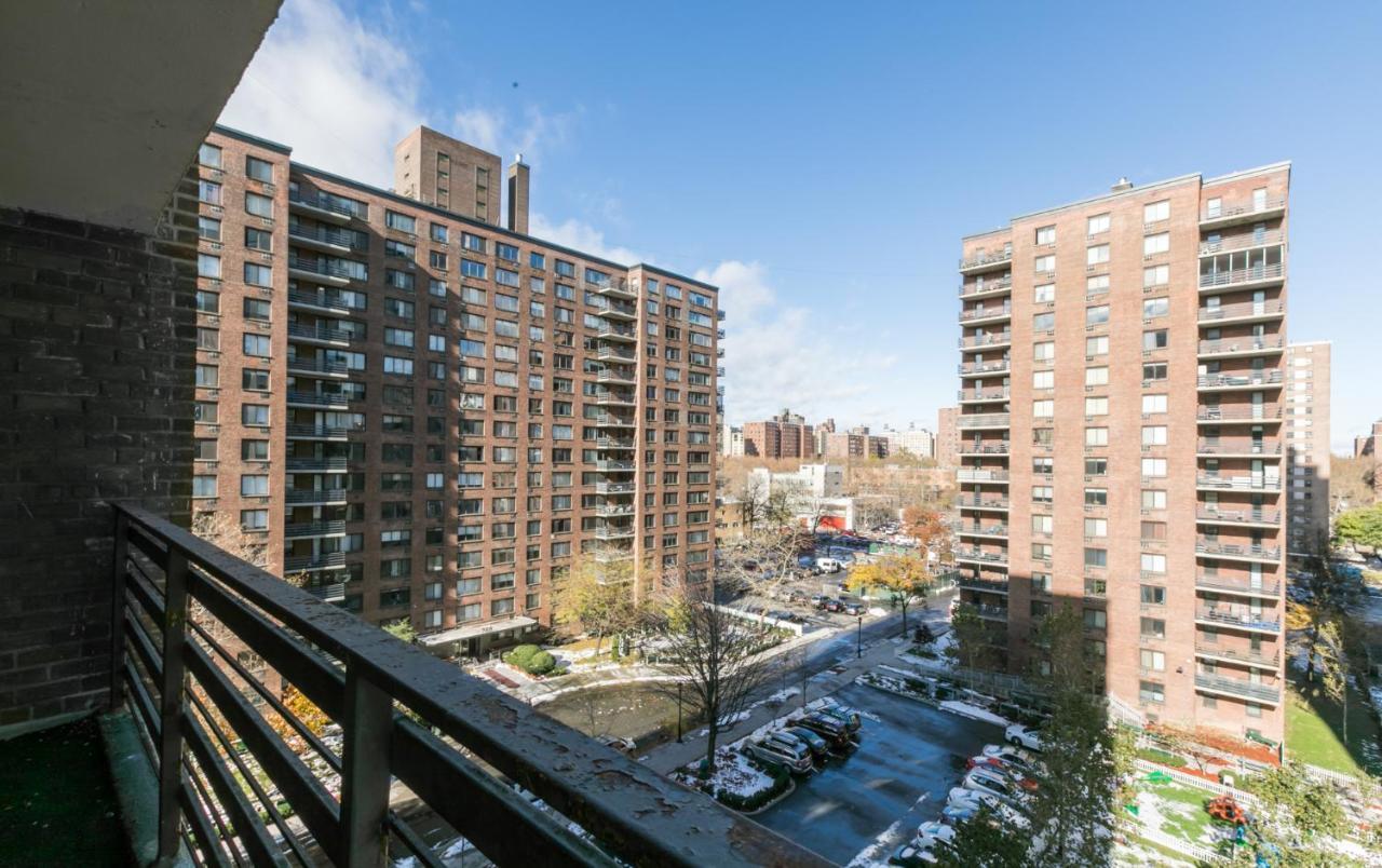 3 Bedrooms With Private Balcony By Central Park Appartement *