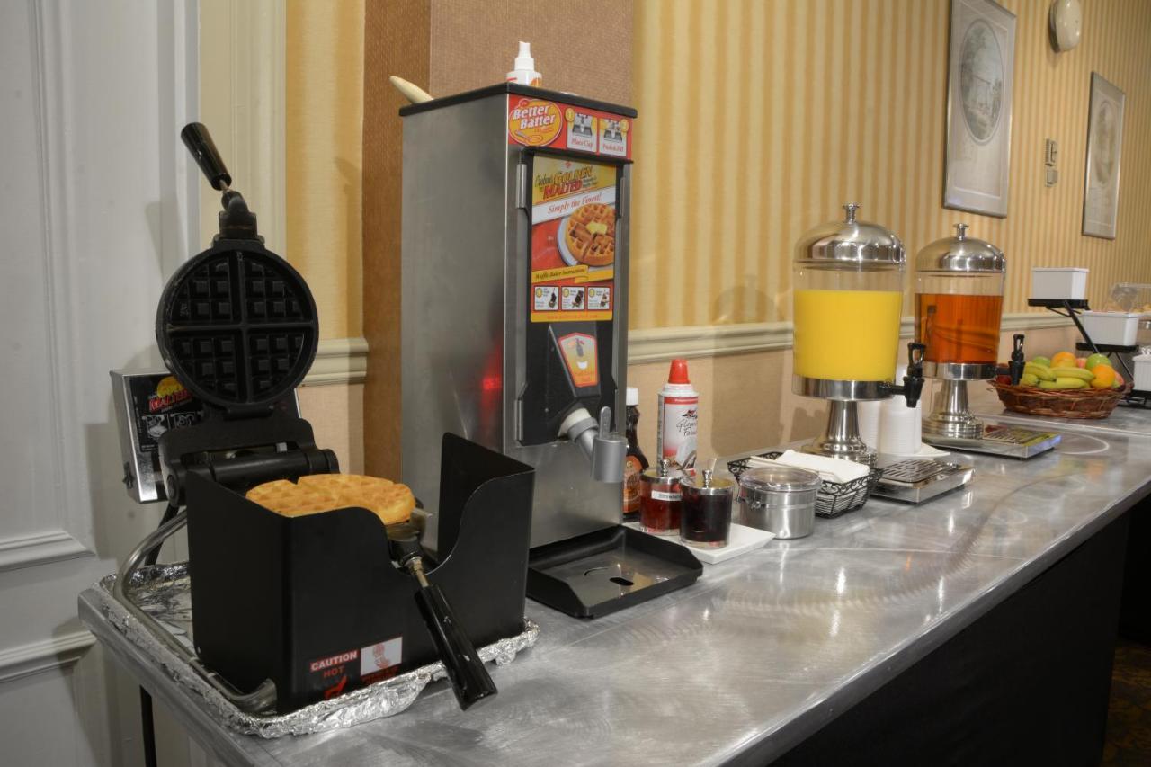 Adria And Conference Center Hotel