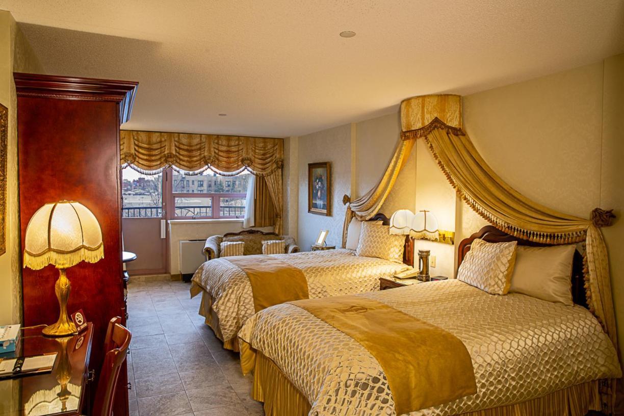 Hotel The Avenue Plaza 3*