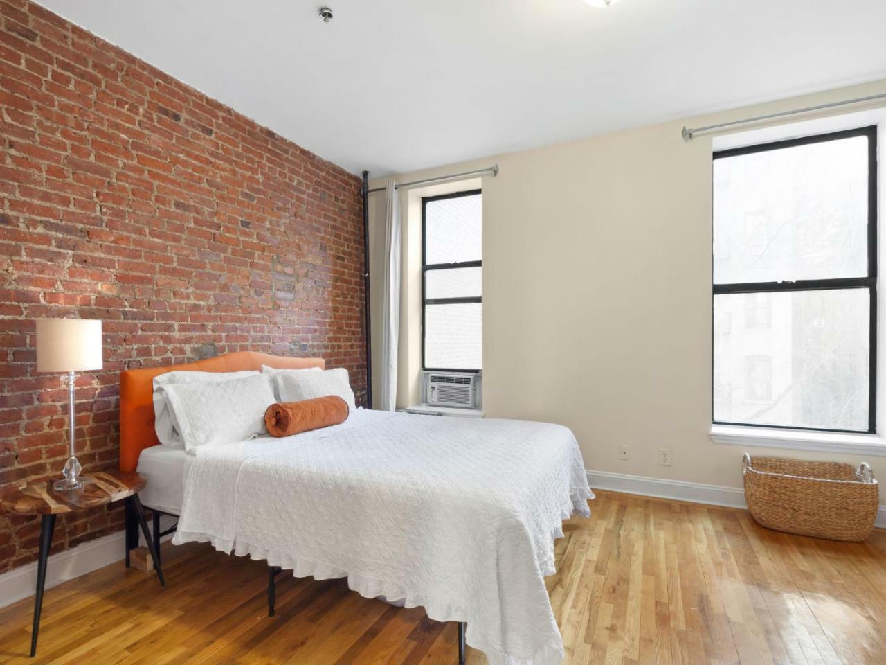 Apartment Douglas-3 *