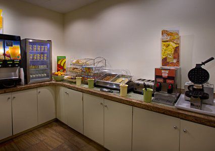 Hudson River Hotel 3*