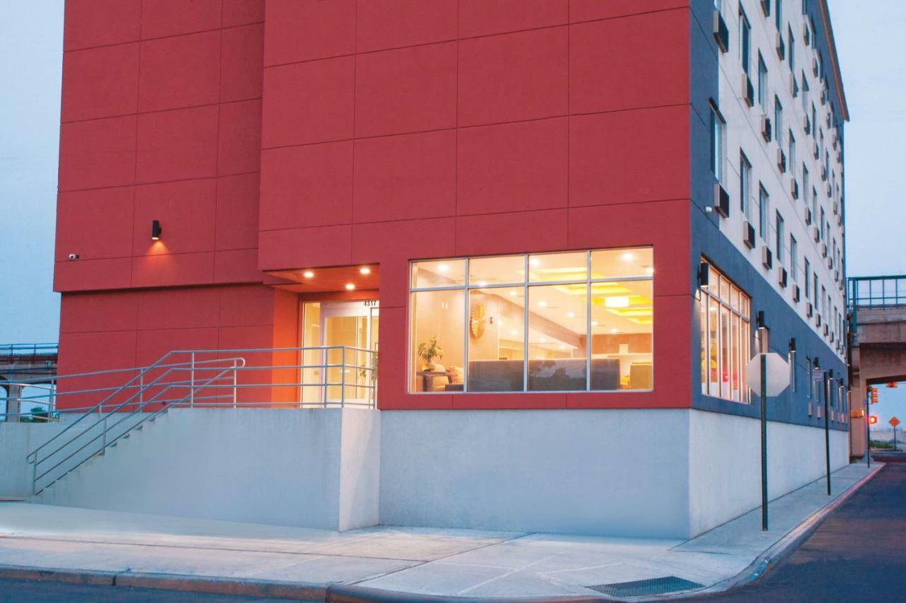 La Quinta & Far Rockaway - 2* New York