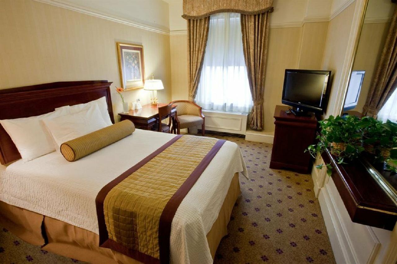 Hotel Wellington New York