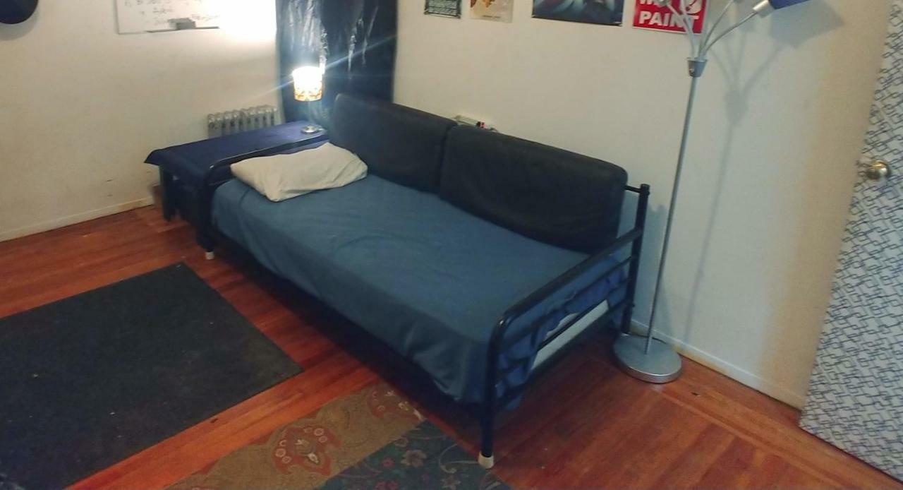 Swoff Spot In Harlem's Heart Homestay *