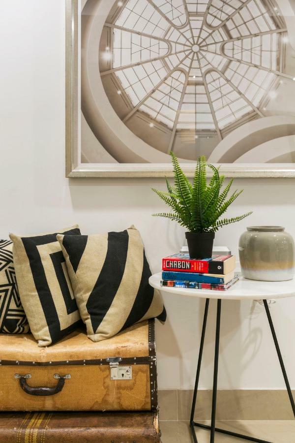 Apartment Stayloom's Trendy Brooklyn Oasis Near A C J *