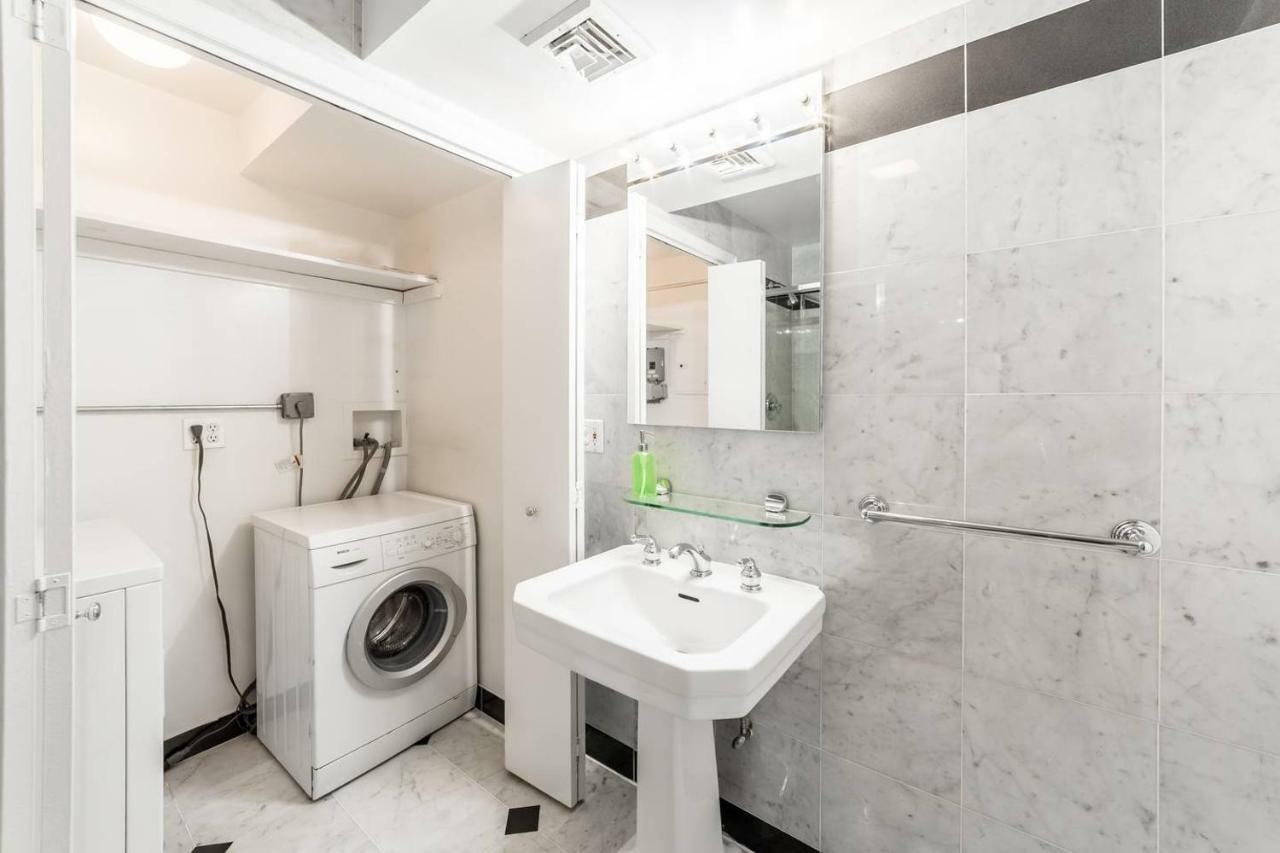 Glamorous 4 Bedroom/3 Bath Duplex In Murray Hill Holiday home