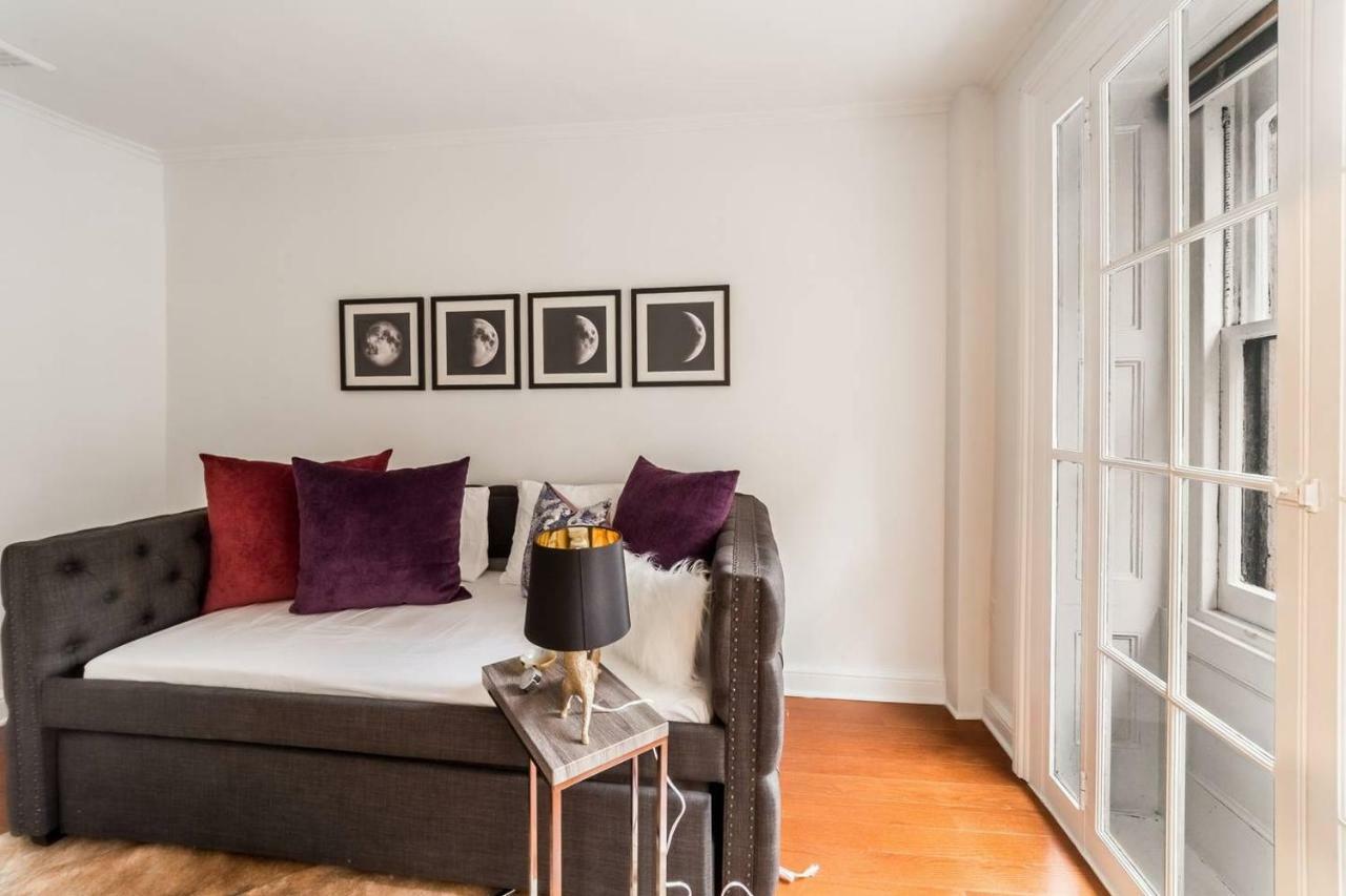 Glamorous 4 Bedroom/3 Bath Duplex In Murray Hill Holiday home *
