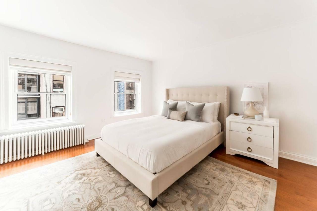 Glamorous 4 Bedroom/3 Bath Duplex In Murray Hill Holiday home