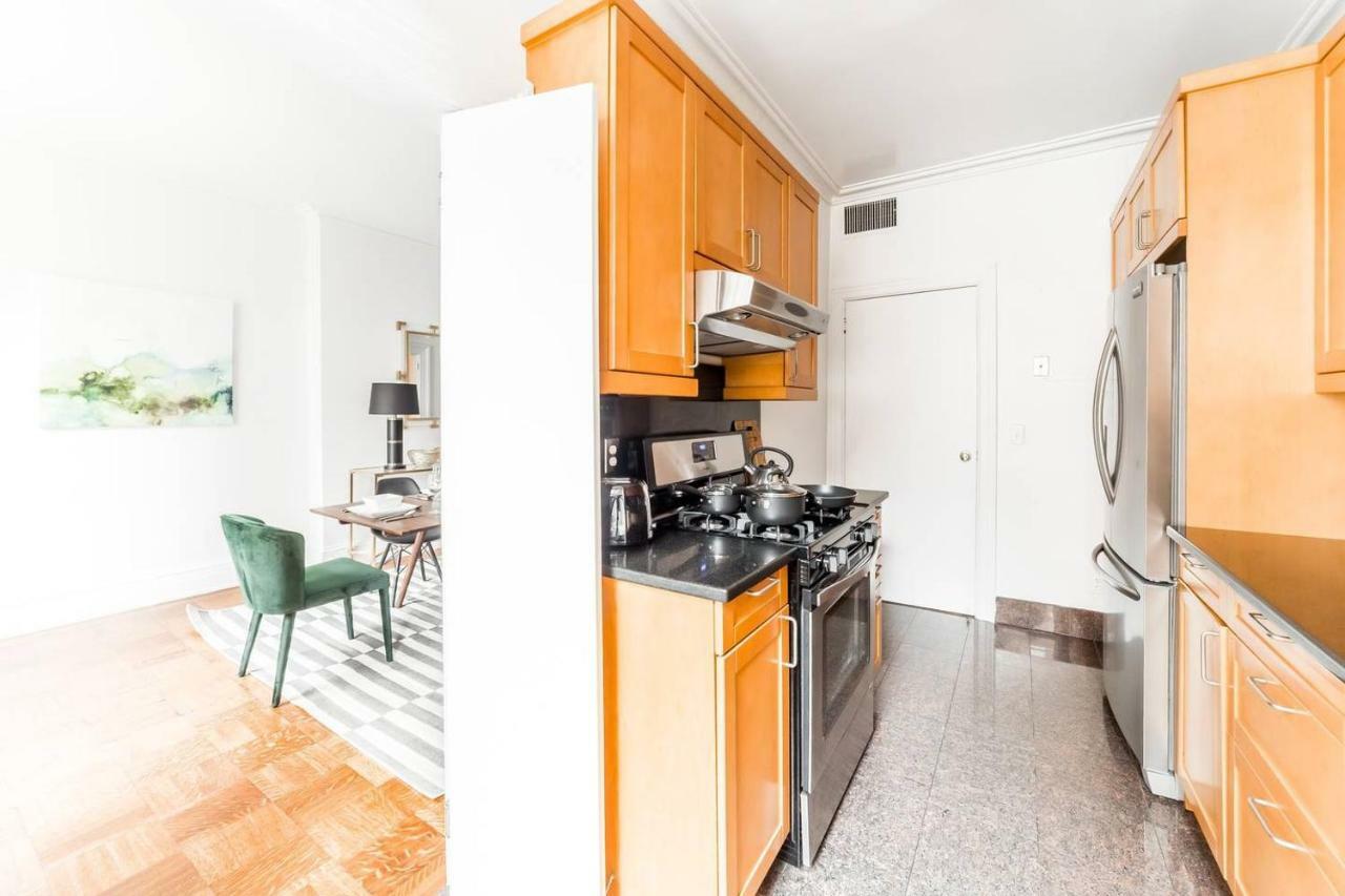 Glamorous 4 Bedroom/3 Bath Duplex In Murray Hill Holiday home New York
