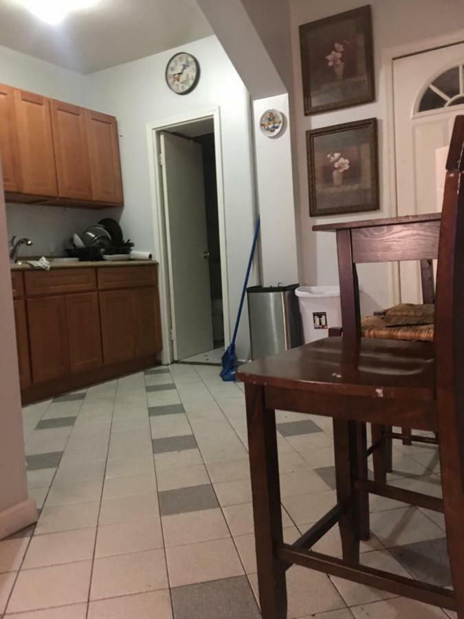 Apartment Lovely 2bedroom With Baclyard New York