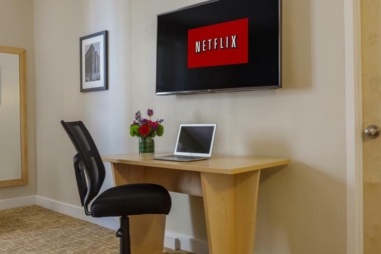 Hotel Pennsylvania 3*