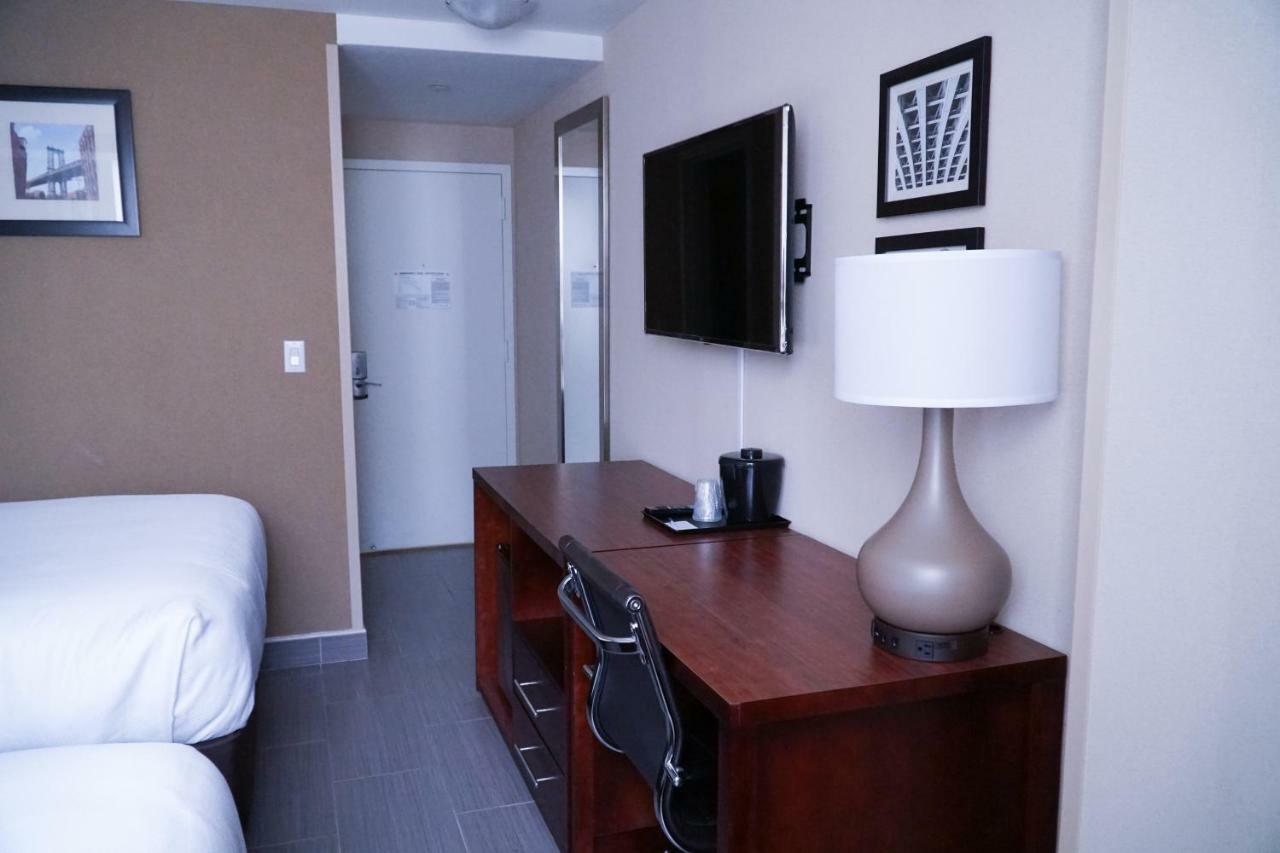 Mint Jfk Airport New York