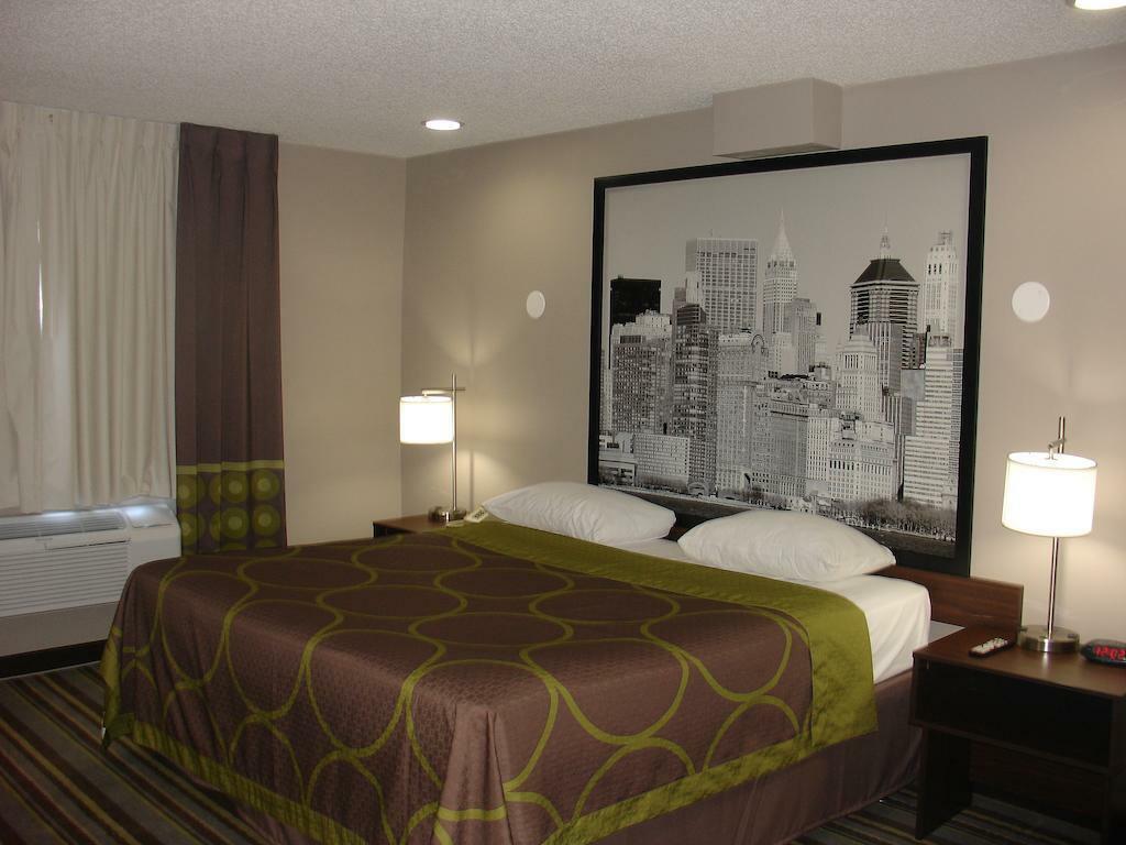 Hotel Super 8 By Wyndham Jamaica North Conduit 2*