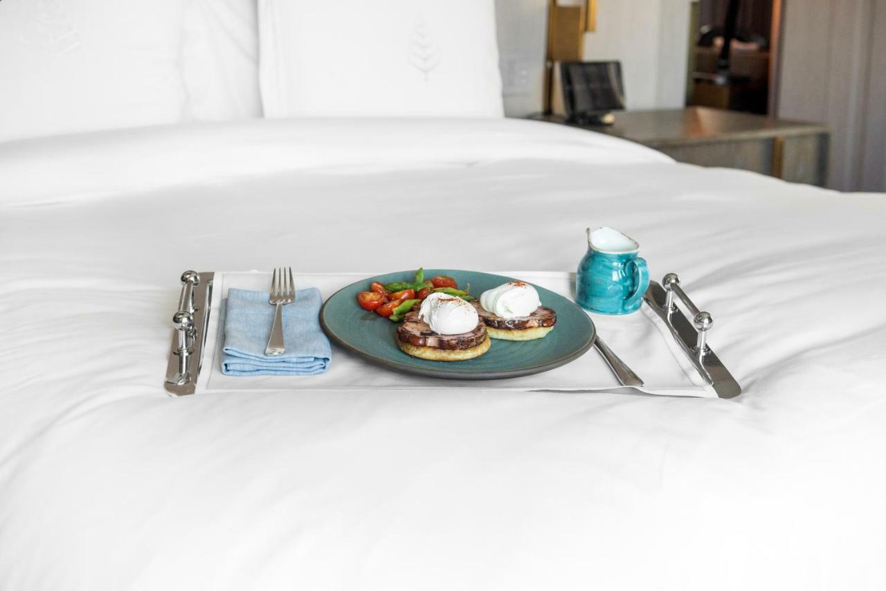 Hotel Four Seasons Downtown 5*