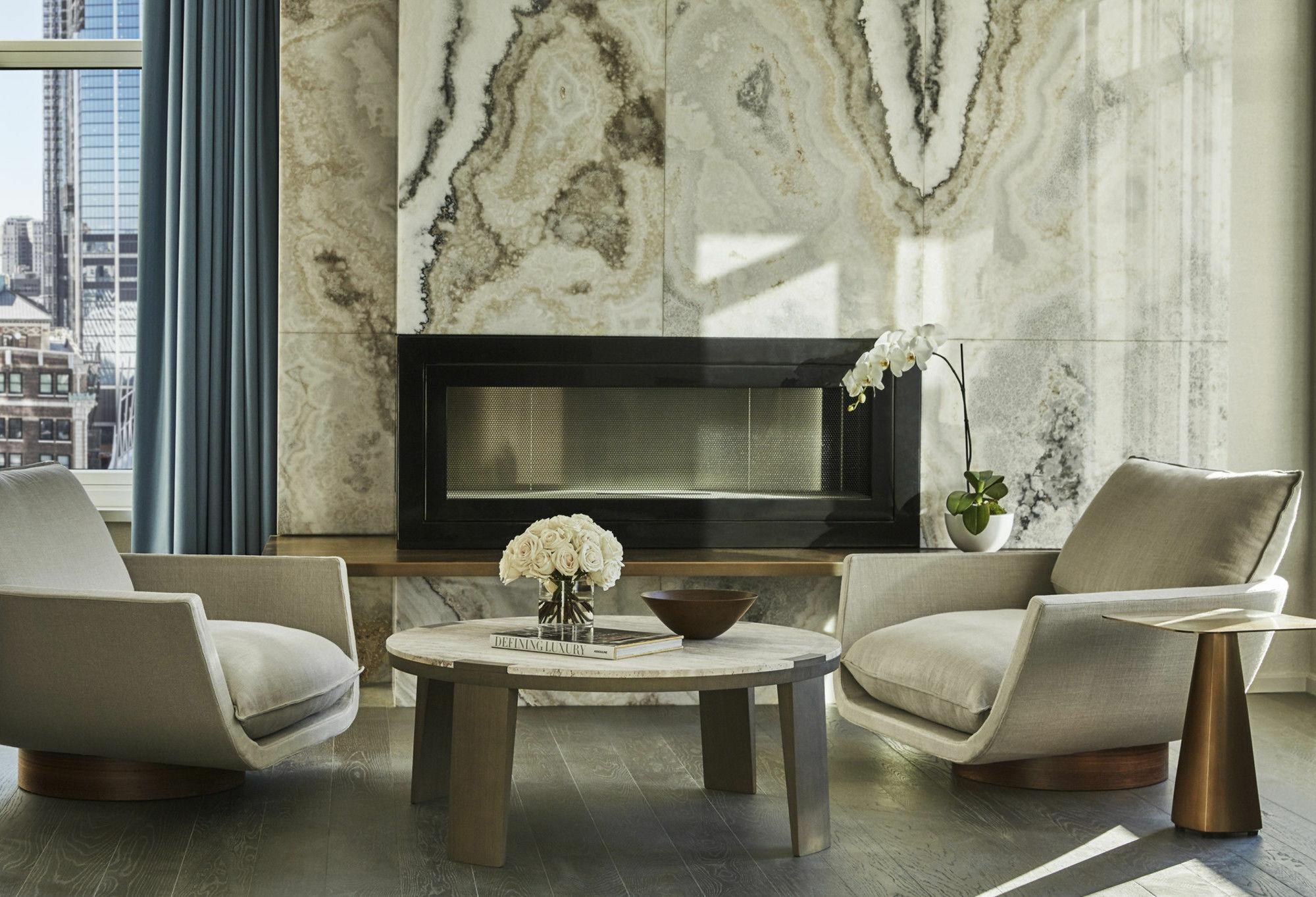 Four Seasons Downtown 5*