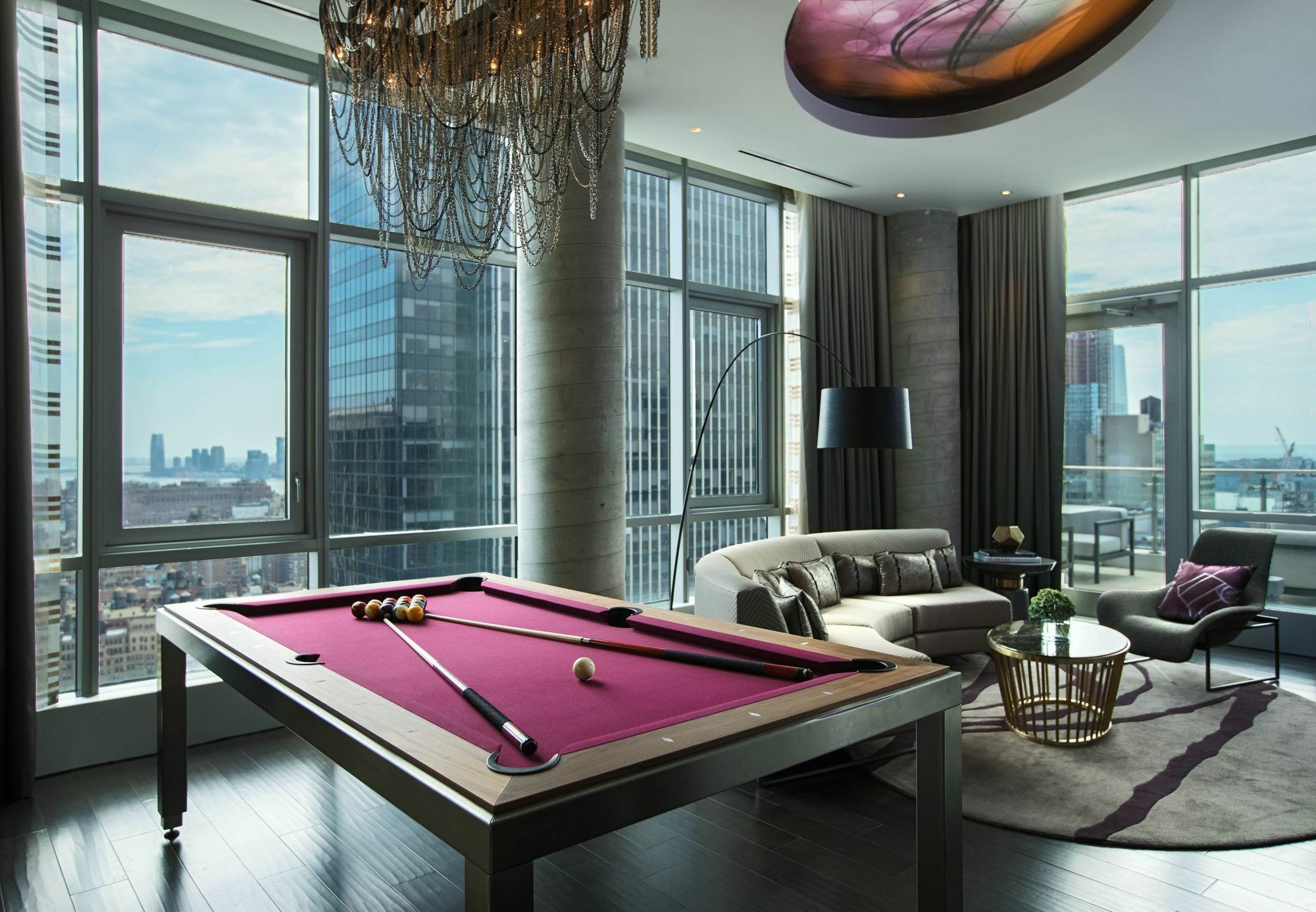 Hotel Renaissance Midtown 4*