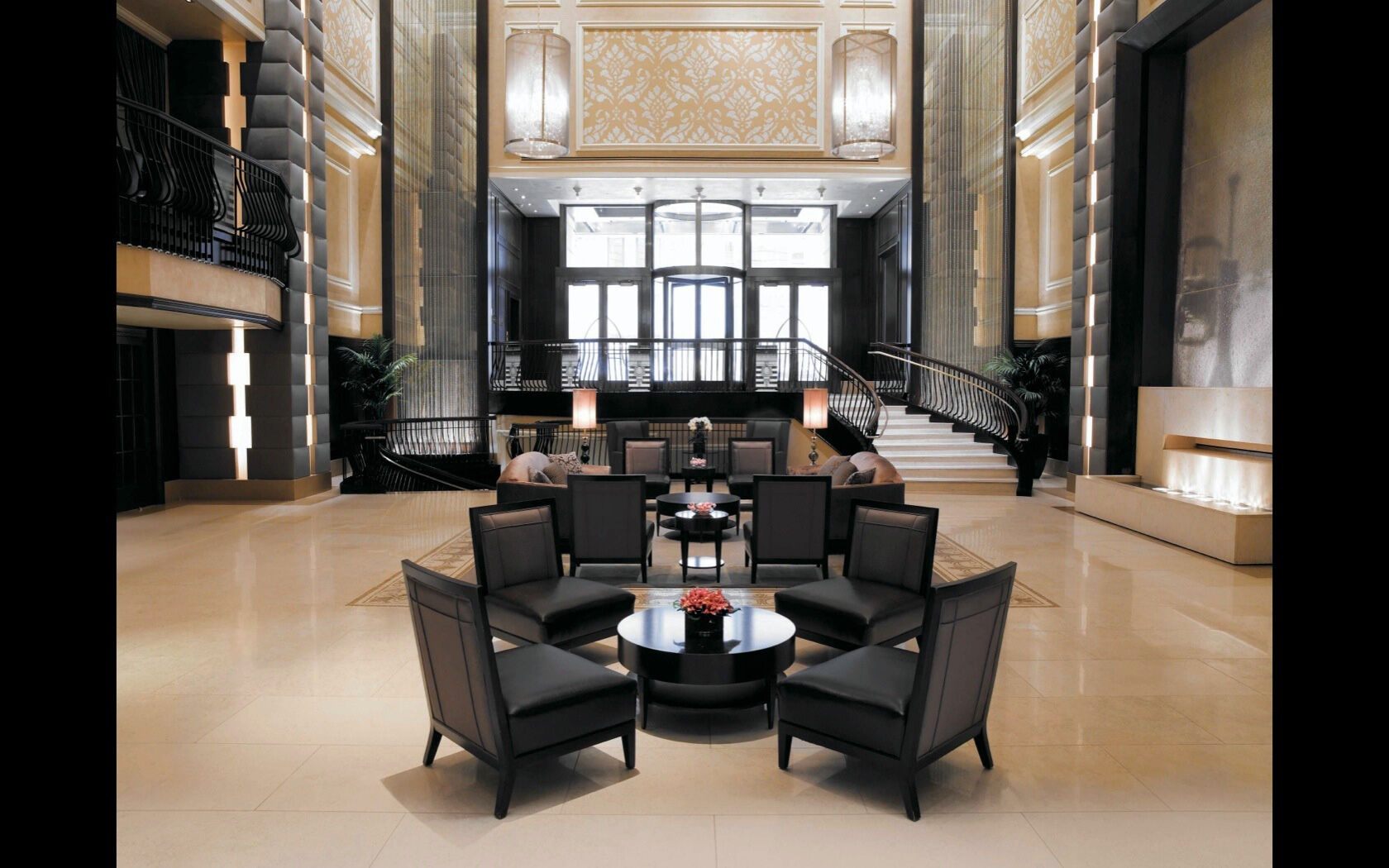 Carlton Hotel, Autograph Collection