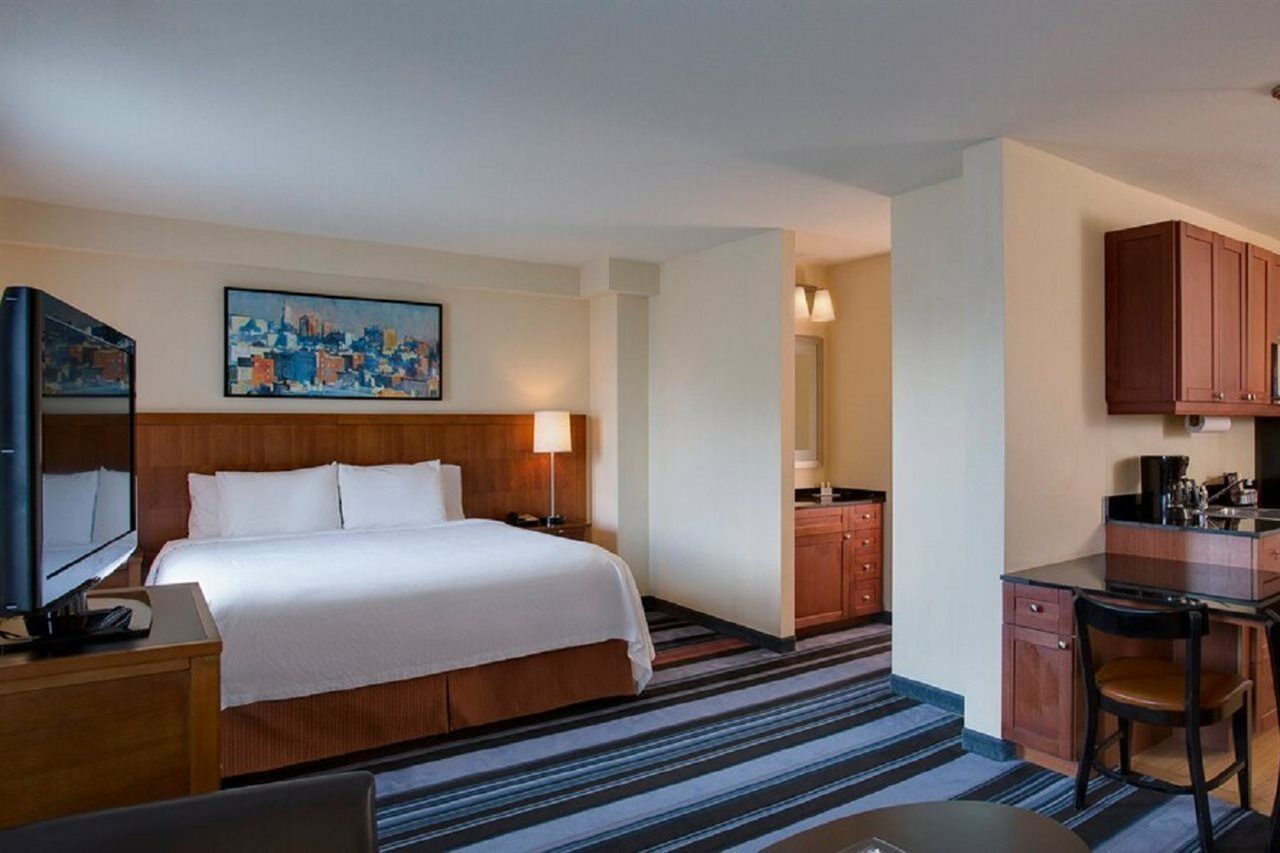 By Marriott Manhattan/times Square