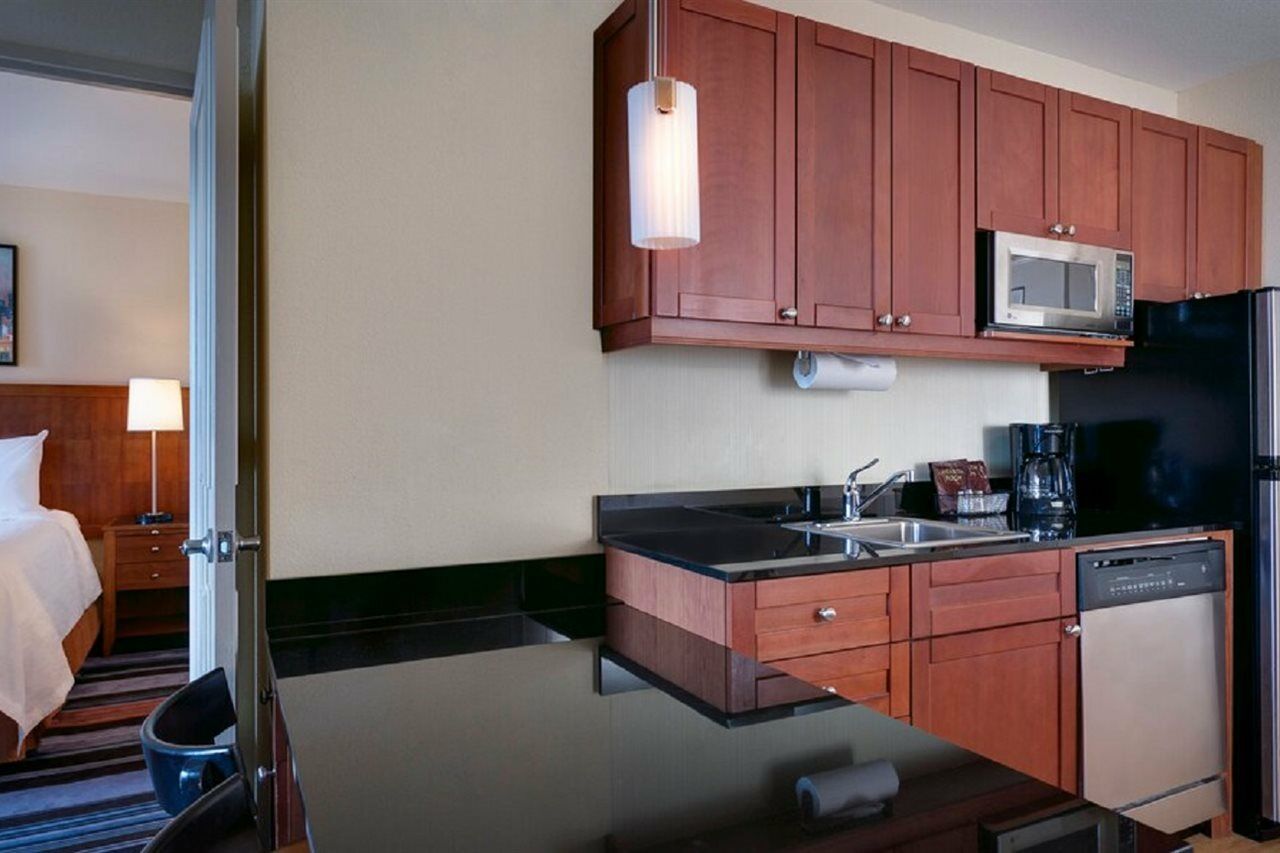 By Marriott Manhattan/times Square New York