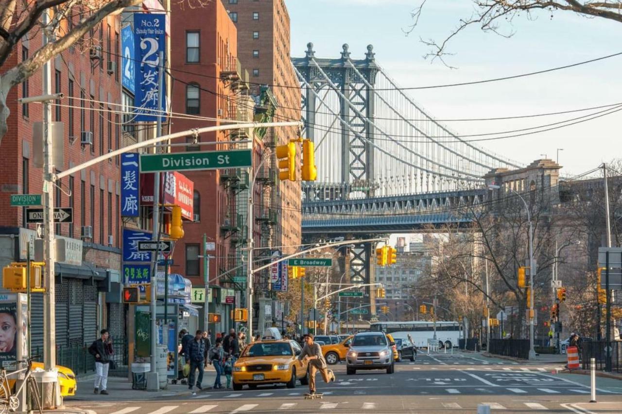 In The Heart Of Manhattan Apartment