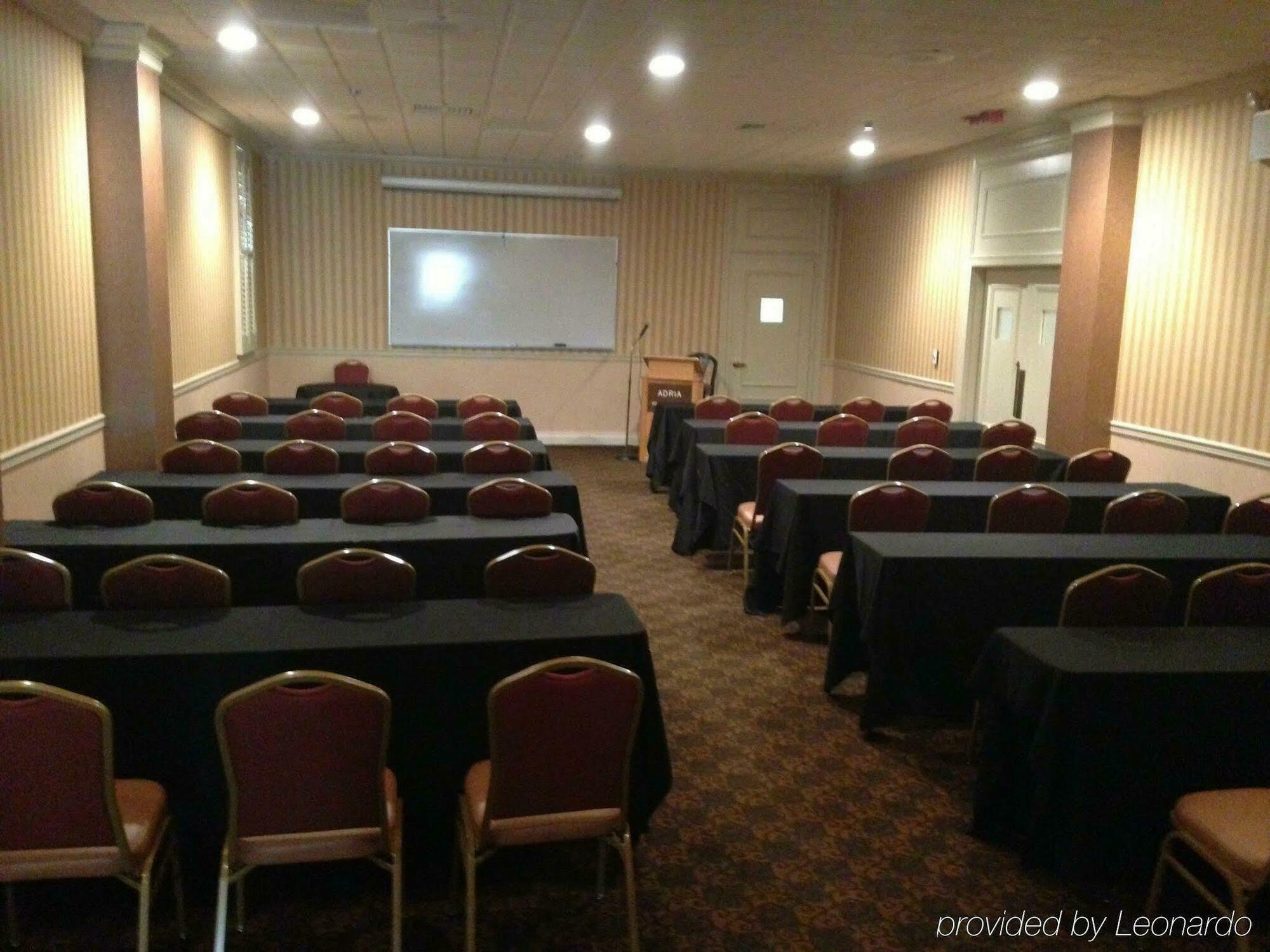 Adria And Conference Center 3*