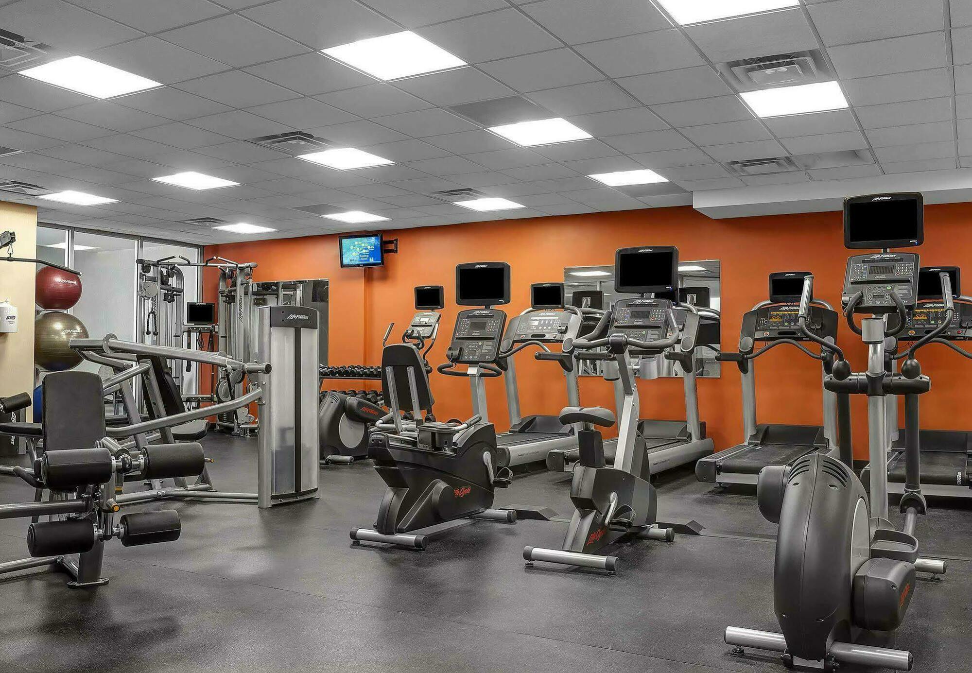 Courtyard By Marriott Manhattan Upper East Side