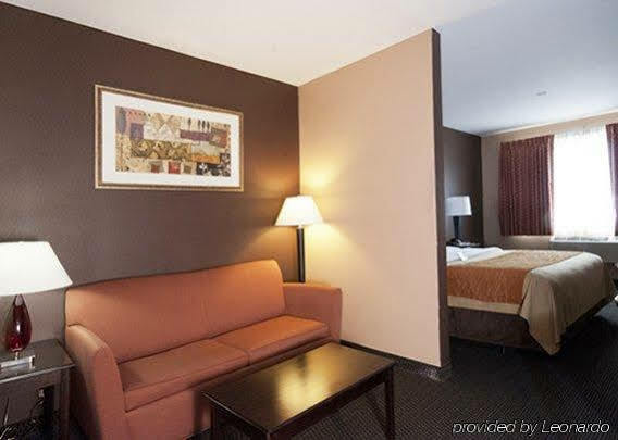 Travelodge By Wyndham Queens Hotel New York