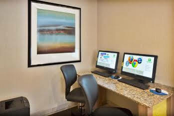 Fairfield & By Marriott Staten Island Hotel New York