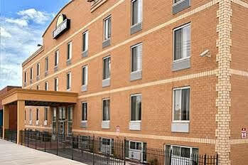 Days By Wyndham Jamaica / Jfk Airport Hotel New York