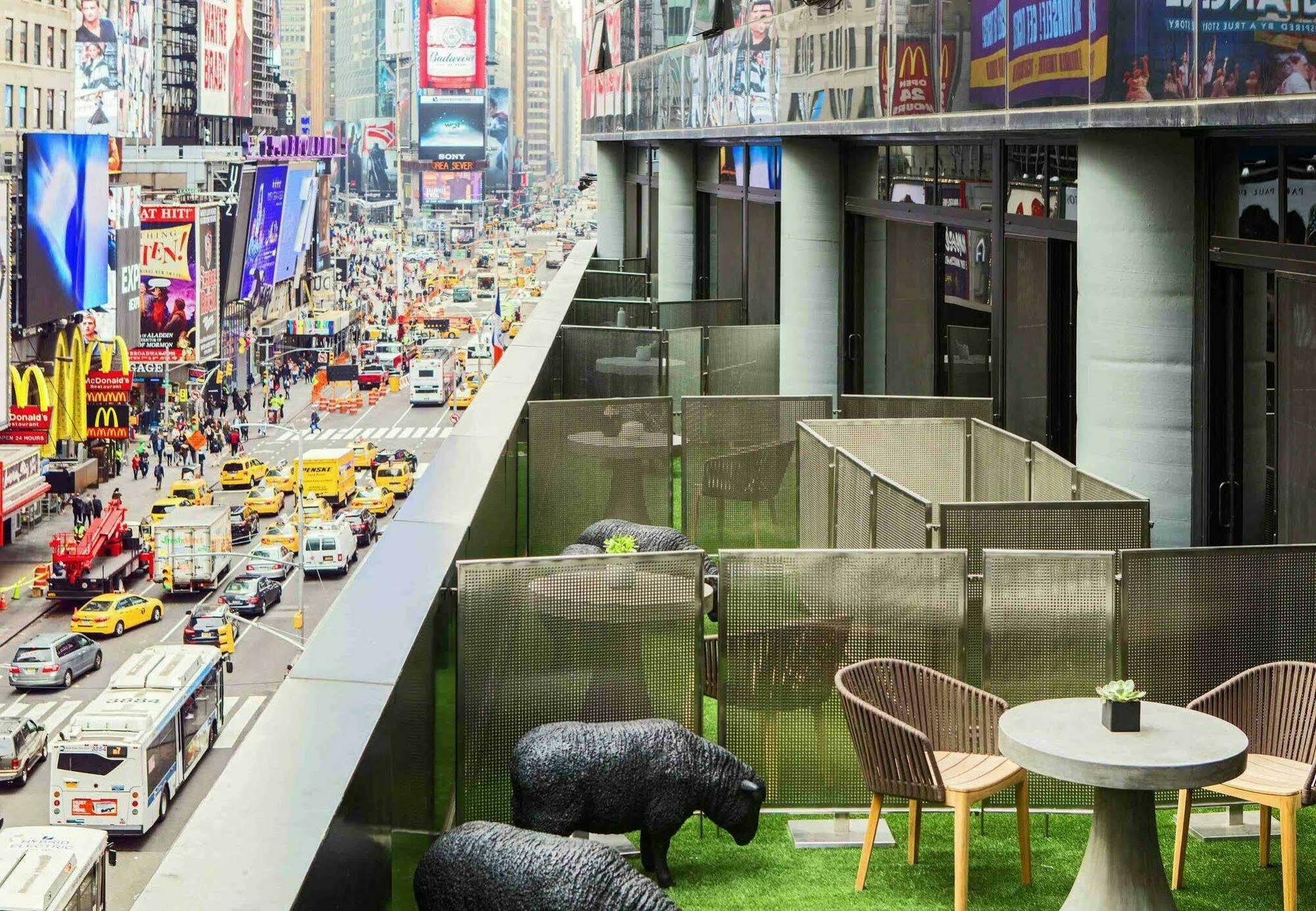 Renaissance Times Square By Marriott Hotel 4*