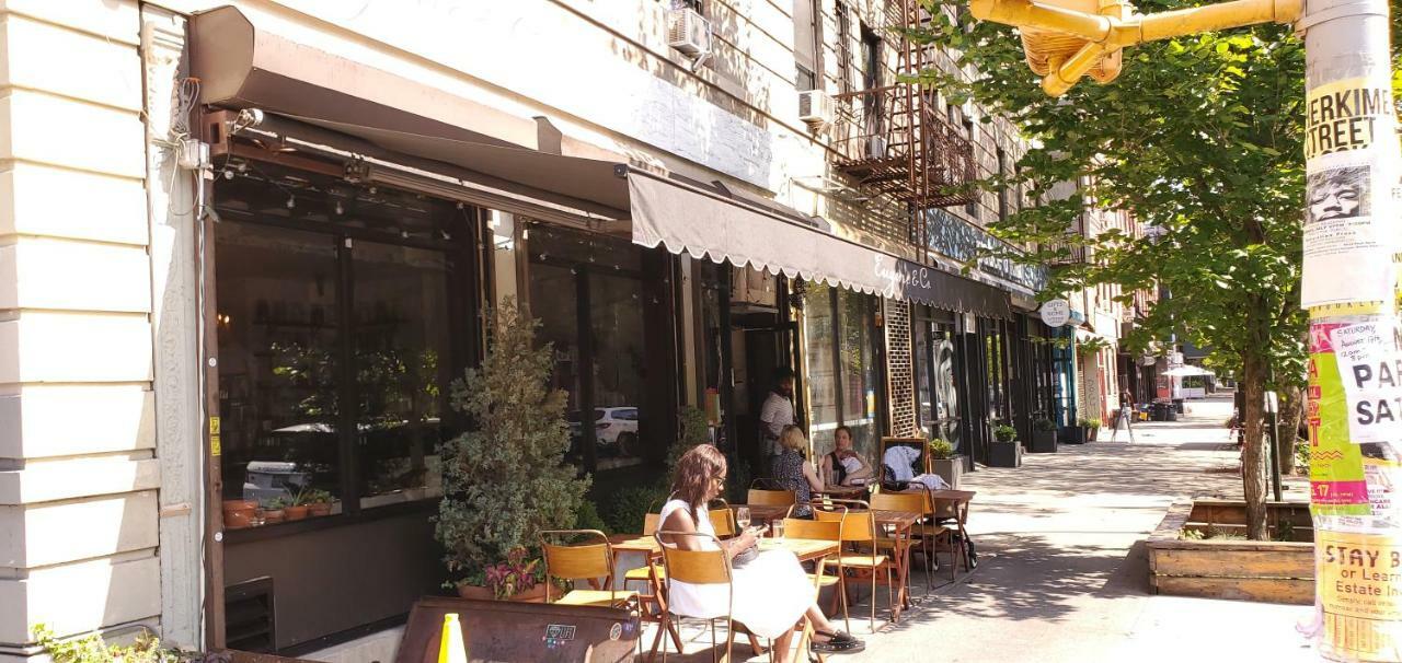 Brownstone Loft 30 Day Bookings *