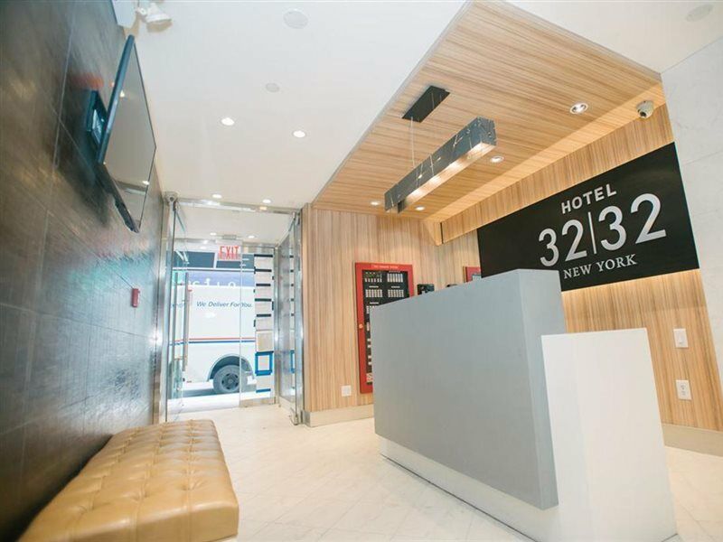 32 32 Hotel