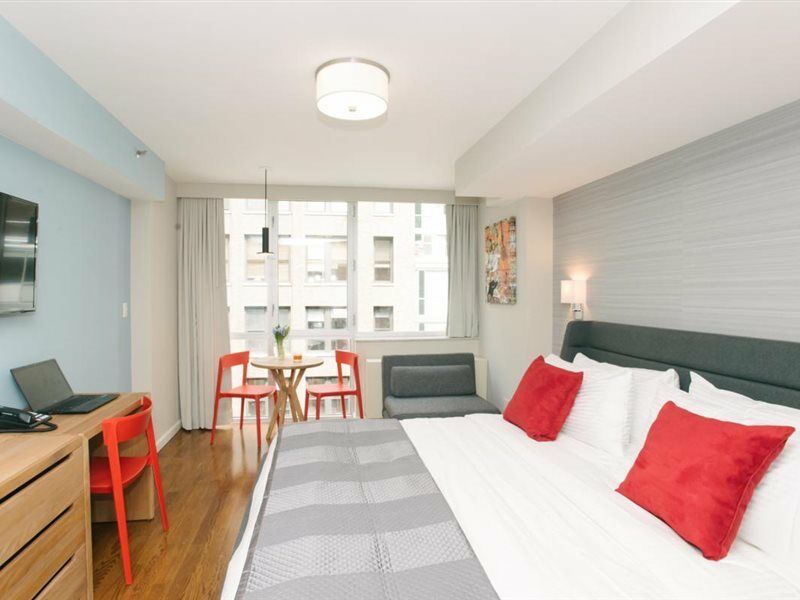 32 32 Hotel 4*