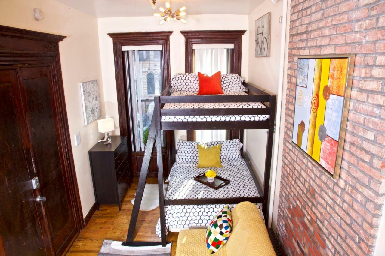Harlem Apartment *
