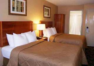 Ramada By Wyndham Times Square West 3*