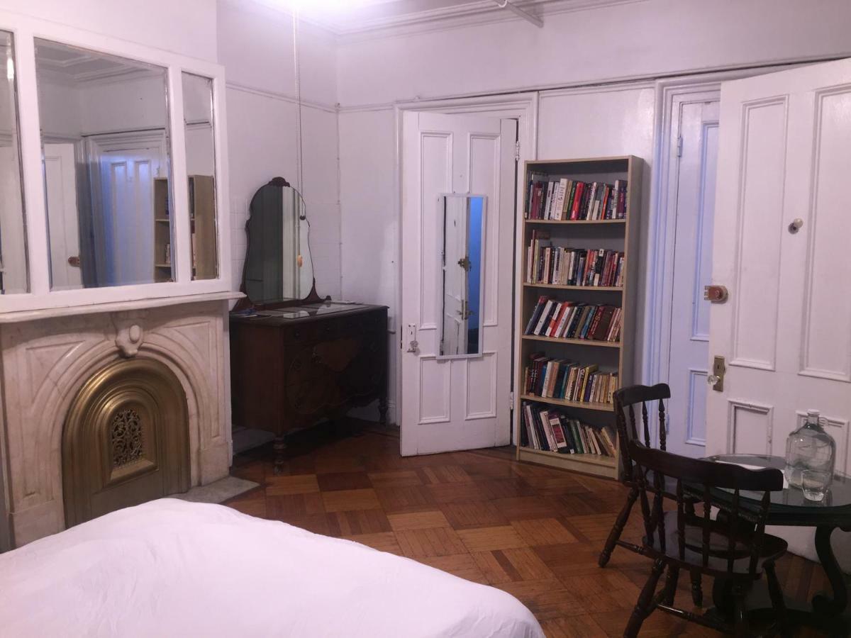 Bed & Breakfast Illumination