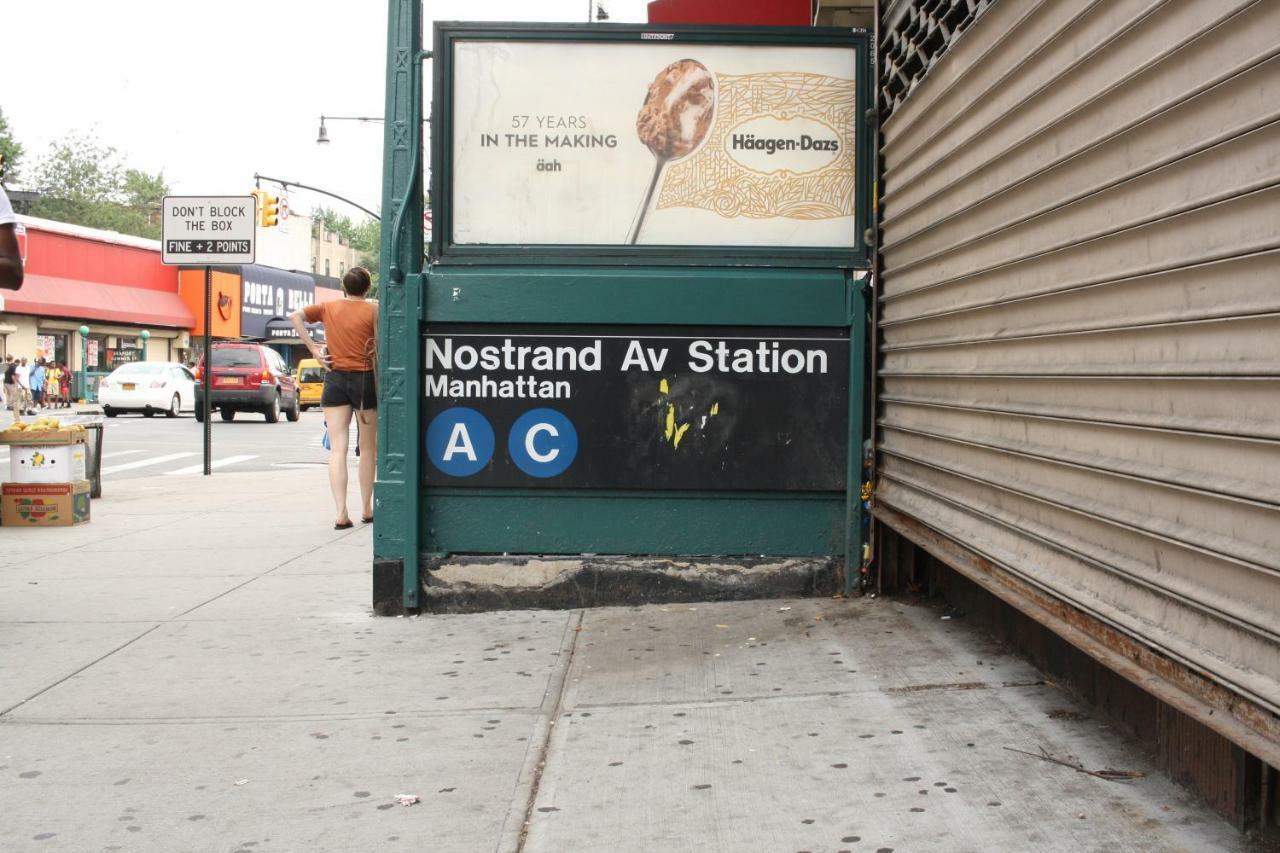 B On Atlantic Ave Apartment *