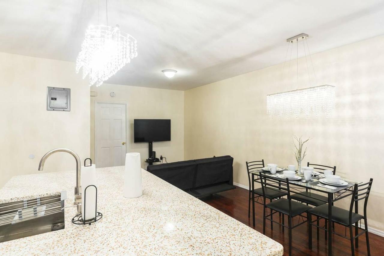 Brooklyn 3 Bedroom 1 Bathroom 8 Minutes To Subway 30 Minutes To Manhattan *