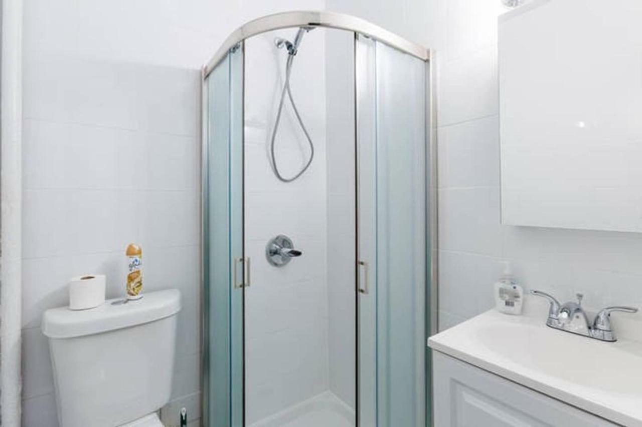 Charming, Fully Renovated Studio In Heart Of Manhattan New York