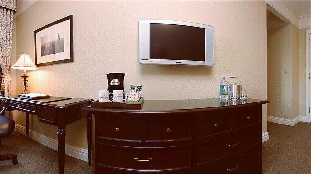 Hotel Lucerne New York