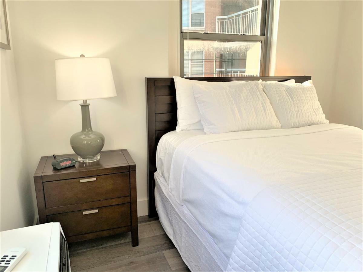 Forest Hill 30 Day Stays *