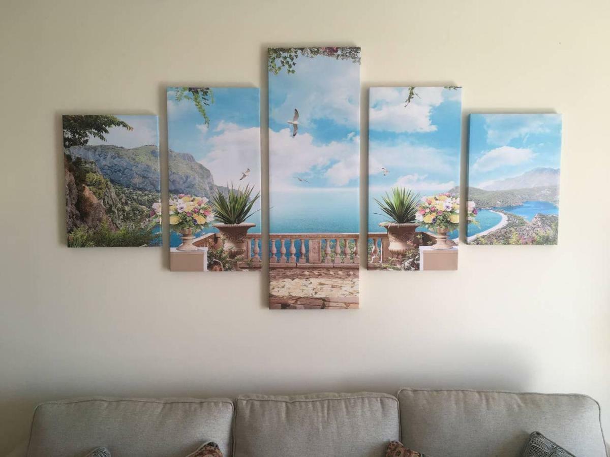 Beautiful Oceanfront 2bd Apartment, Beathtaking Views, Ferry To Nyc Apartment