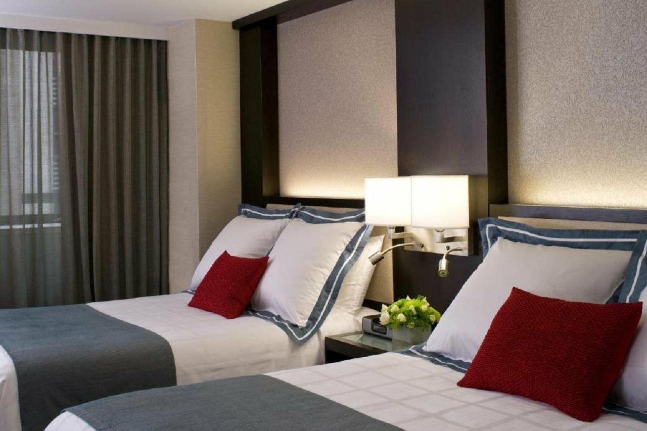 Courtyard Manhattan/times Square Hotel