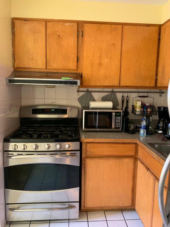 Beautiful Vintage Private In 3bdr.brooklyn. R#3 Apartment