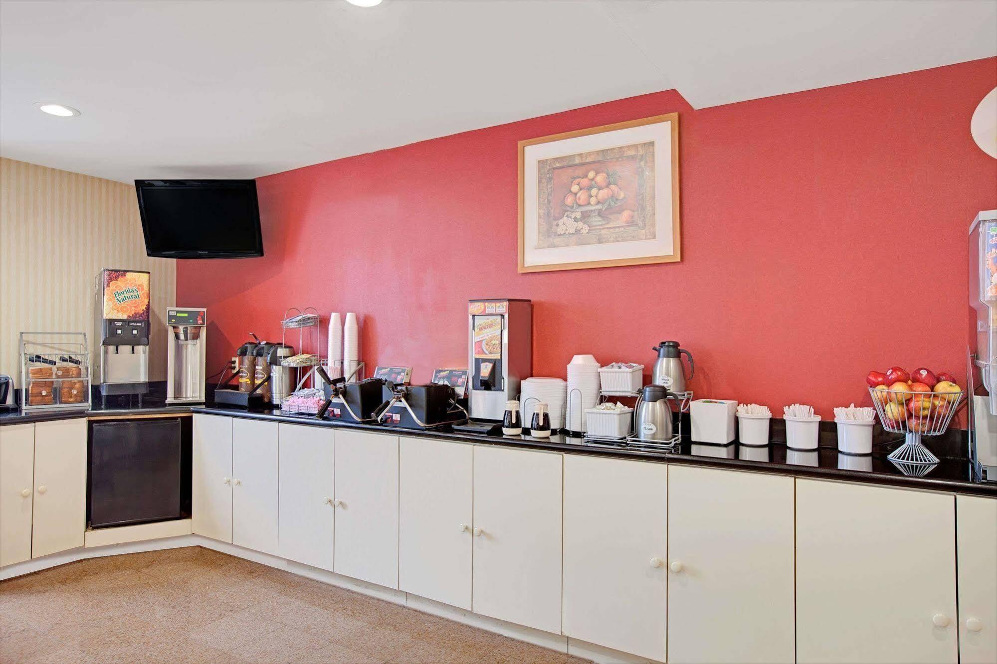 Super 8 Jfk Airport Nyc 2* New York