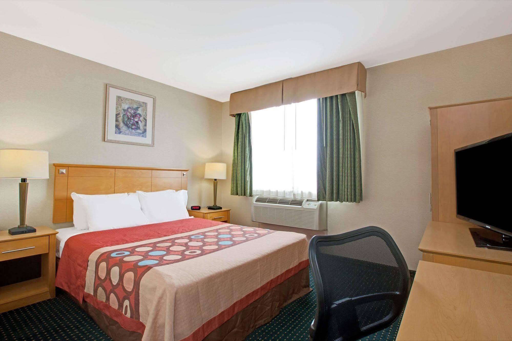 Hotel Super 8 Jfk Airport Nyc New York